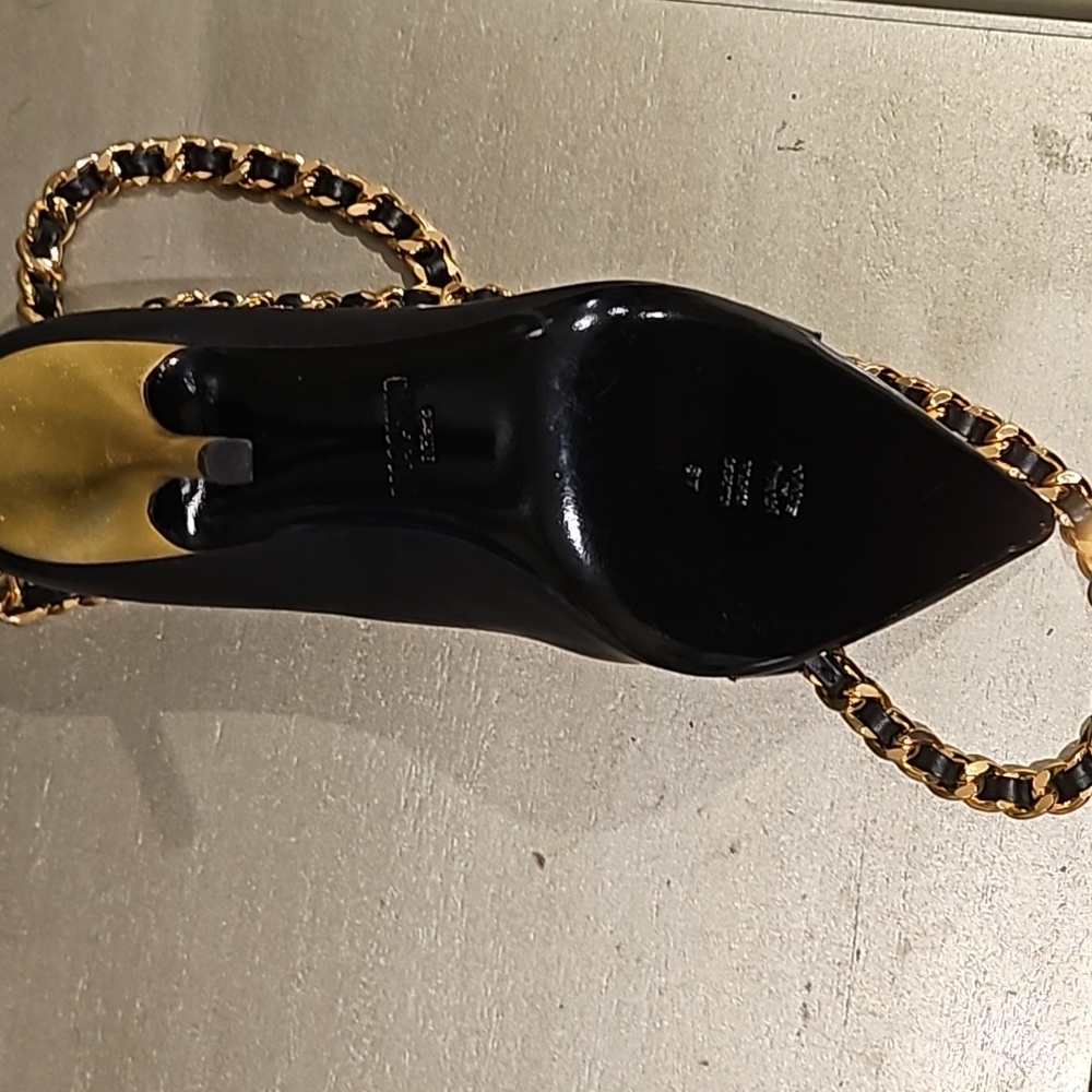 Moschino Black and Gold Women's Heel Purse! - Picture 3 of 5